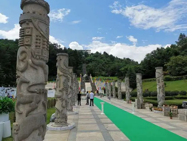 ����ɽ��԰